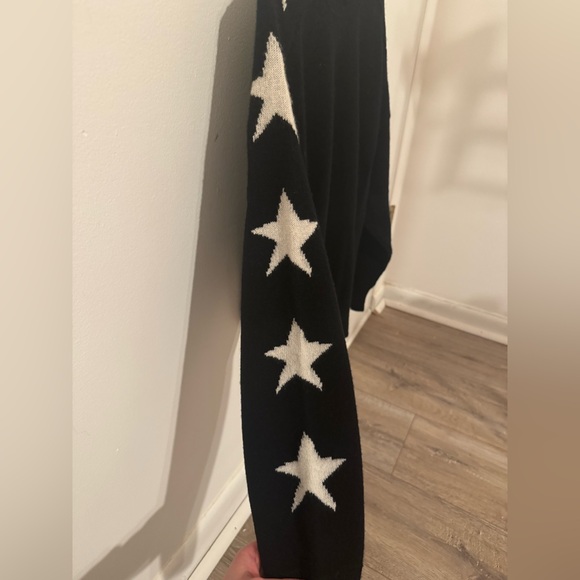 Aqua Bloomingdales Star Cashmere Sweater - Picture 4 of 4